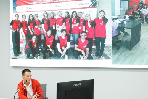 В Технопарке НГПУ состоялась встреча студентов-дизайнеров с финалистом X Национального чемпионата «Молодые профессионалы» 